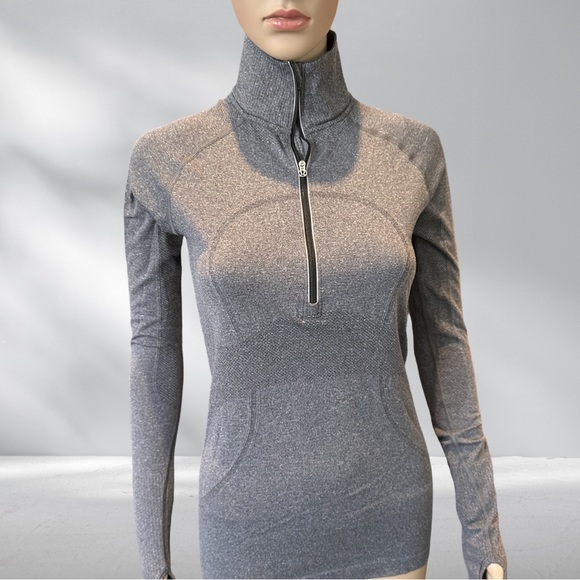 Lululemon Grey 1/2 Zip Top m - Picture 2 of 6
